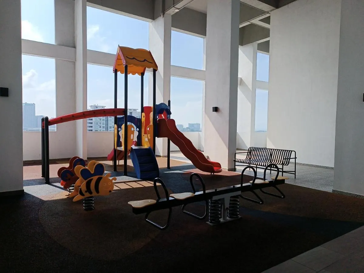 Apartment Toproof Pool 2-6Pax 5Minjonker Neflix Malacca