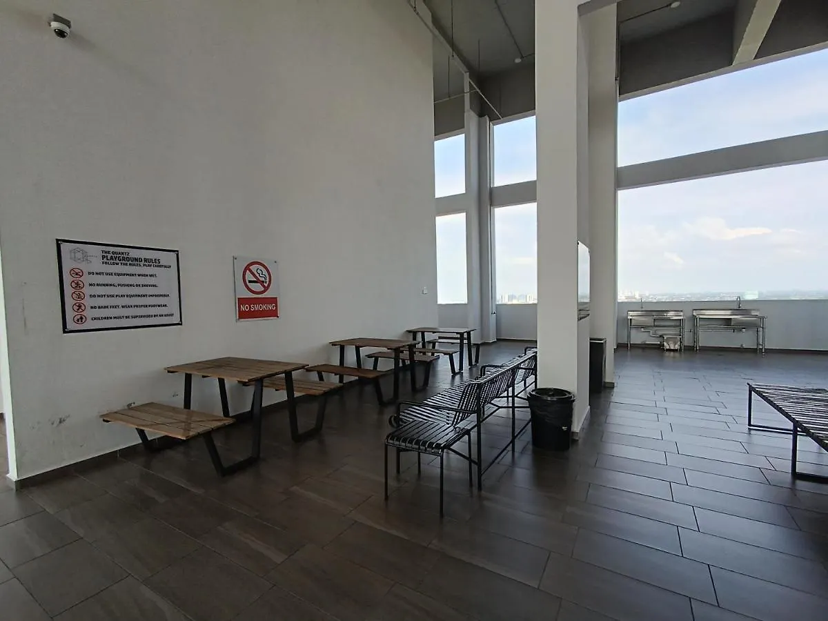 Apartment Toproof Pool 2-6Pax 5Minjonker Neflix Malacca